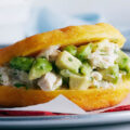 arepas mixtas colombinas de pollo y tocino